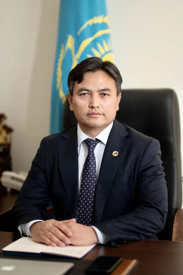Усипбеков Асылхан Пернебайұлы